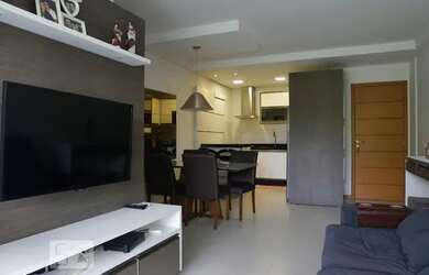 Imagem: O apartamento possui 2 Dormitórios, 2 Banheiros, 1 Vaga na