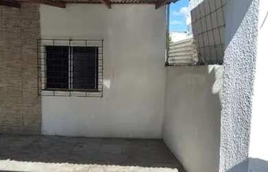 Imagem: A casa para alugar possui 1 Dormitório, 2 Banheiros, 1 Vaga