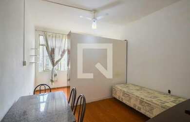 Imagem: O apartamento possui 1 Dormitório, 1 Banheiro, 34m² de Área