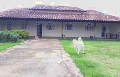 Imagem: A casa em condomínio possui 2 Dormitórios e 2 Banheiros e