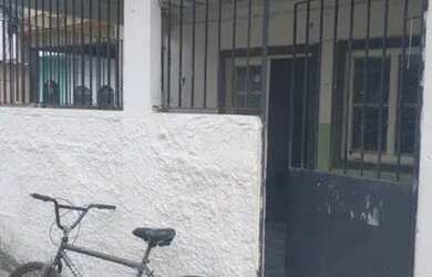 Imagem: A casa possui 2 Dormitórios, 2 Banheiros e está localizado