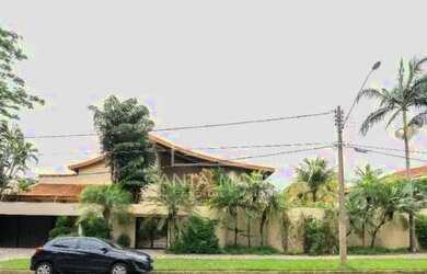 Imagem: O depósito possui 4 Vagas na garagem, 631m² de Área e está