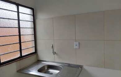 Imagem: O quarto possui Imóvel novo e está localizado em Novo Aleixo