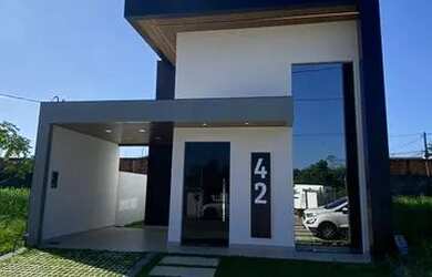 Imagem: A casa em condomínio possui 3 Dormitórios, 2 Banheiros, 1