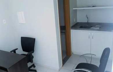 Imagem: O depósito possui 1 Vaga na garagem, 27m² de Área e está