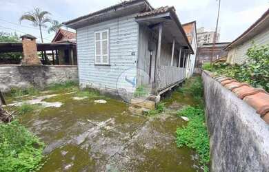 Imagem: O terreno possui 232m² de Área e está localizado em Estuário