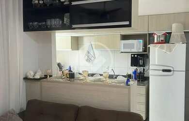 Imagem: O apartamento possui 2 Dormitórios, 1 Banheiro, 1 Vaga na garagem