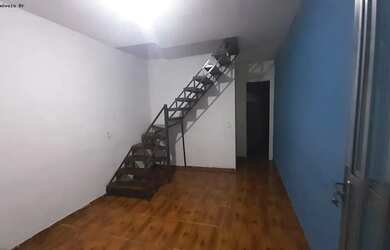 Imagem: A casa em condomínio possui 2 Dormitórios, 1 Banheiro, 1 Vaga