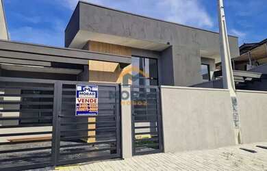 Imagem: A casa possui 2 Dormitórios, 2 Banheiros, 1 Vaga na garagem