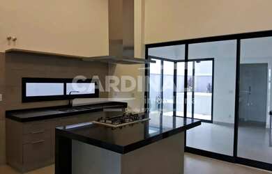 Imagem 8: Linda casa nova em condomínio, com 03 suítes e acabamento de primeira...