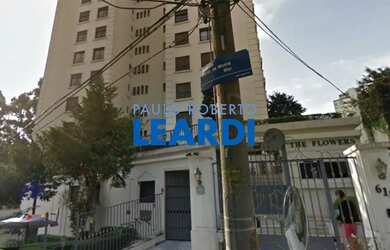 Imagem: O apartamento possui 3 Dormitórios, 5 Banheiros, 2 Vagas na