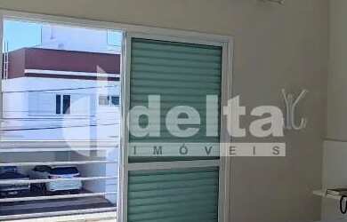 Imagem 4: Casa no condomínio Royal Park disponível para venda em Uberlândia-MG