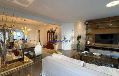 Imagem: O apartamento possui 4 Dormitórios, 5 Banheiros, 3 Vagas na