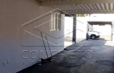 Imagem: A casa possui 3 Dormitórios, 4 Banheiros, 5 Vagas na garagem