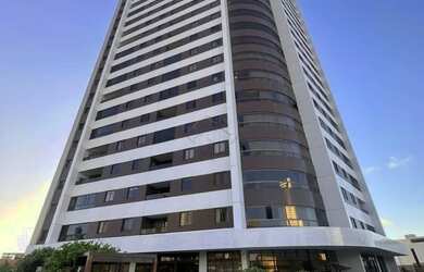 Imagem: O apartamento possui 2 Dormitórios, 1 Banheiro, 2 Vagas na