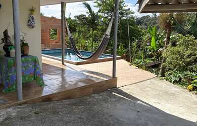 Imagem 5: Casa para descanso. Piscina, Churrasqueira, Acomodam 9 pessoase5 Vagas...