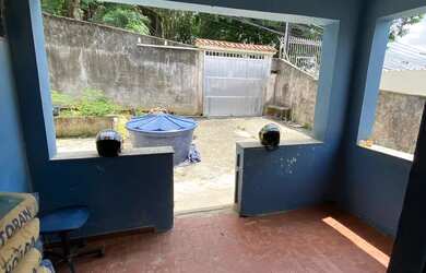 Imagem 4: Casa e terreno 10 x 50. Varanda, 5 Vagas na garageme3 Dormitórios