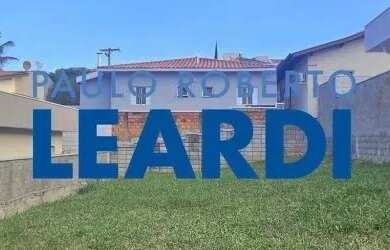 Imagem: O terreno possui 300m² de Área e está localizado em Lenheiro