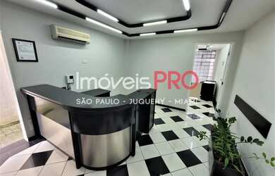 Imagem: O depósito à venda possui 2 Vagas na garagem e 182m² de Área