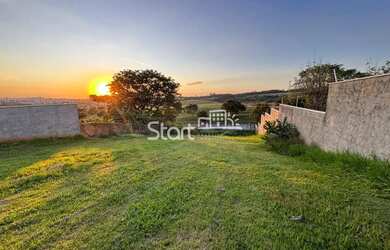 Imagem: O terreno possui 1678m² de Área e está localizado em Chácara