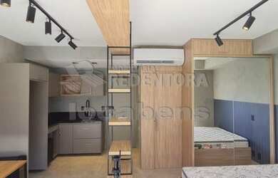 Imagem: O apartamento possui 1 Dormitório, 1 Banheiro, 1 Vaga na garagem