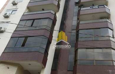 Imagem: O apartamento possui 3 Dormitórios, 1 Banheiro, 1 Vaga na garagem