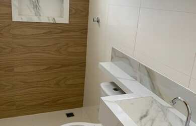 Imagem 5: SANTA LUZIA - Casa Padrão - perola negra