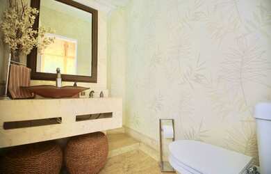 Imagem 13: Lindíssima casa no condomínio São Paulo II com 570 metros. Granja Viana