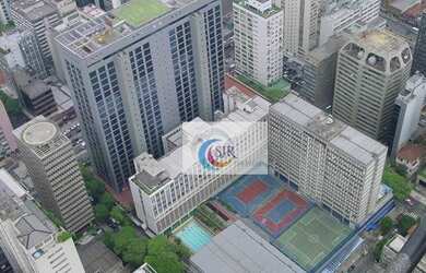 Imagem: O depósito possui 4 Vagas na garagem e 493m² de Área e está