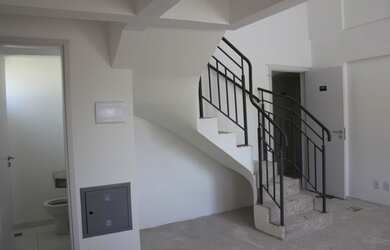 Imagem: O depósito possui 1 Vaga na garagem, 37m² de Área e está