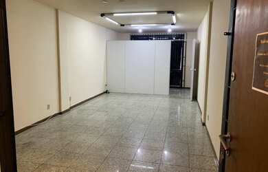 Imagem: O depósito possui 1 Vaga na garagem, 39m² de Área e está