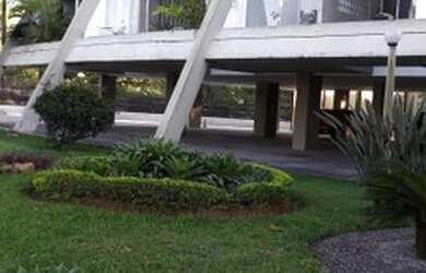 Imagem: O depósito à venda possui 1 Vaga na garagem e 40m² de Área