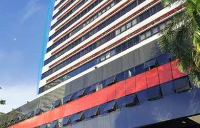 Imagem: O depósito possui 1 Vaga na garagem e 30m² de Área e está