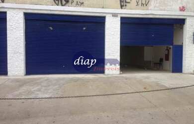 Imagem: O depósito possui 5 Vagas na garagem, 590m² de Área e está