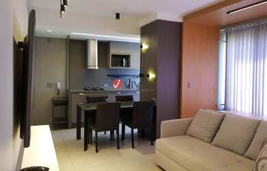 Imagem: O apartamento possui 1 Dormitório, 2 Banheiros, 2 Vagas na