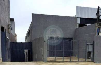 Imagem: O depósito possui 255m² de Área e está localizado em Taboão