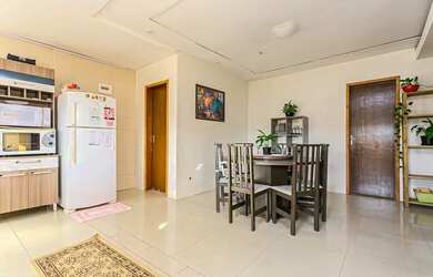 Imagem: A casa possui 2 Dormitórios, 1 Banheiro, 1 Vaga na garagem