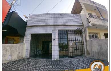 Imagem: A casa possui 3 Dormitórios, 1 Banheiro, 279m² de Área e