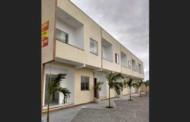 Imagem: A casa em condomínio possui 2 Dormitórios, 2 Banheiros, 1