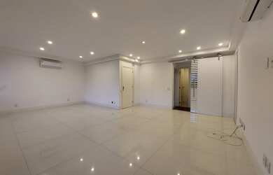 Imagem 2: Baixo Leblon, quadra da praia, reformado, 150 m , 3 quartos, 2 vagas