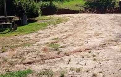 Imagem: A chácara possui 1.625m² de Área e está localizado em Ponte