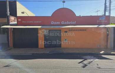 Imagem: A casa possui 5 Dormitórios, 5 Banheiros, 2 Vagas na garagem