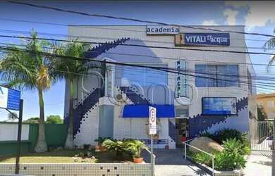 Imagem: O depósito possui 2 Vagas na garagem, 443m² de Área e está