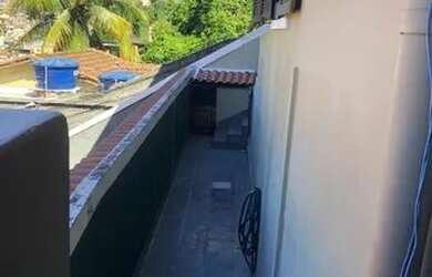 Imagem: A casa possui 3 Dormitórios, 2 Banheiros, 100m² de Área e