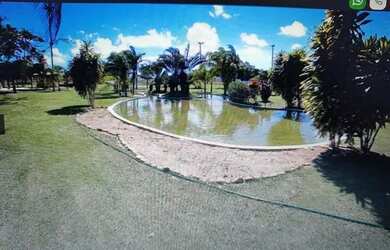 Imagem: O terreno à venda possui e está localizado em São José