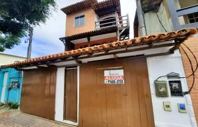 Imagem: A casa possui 4 Dormitórios, 4 Banheiros, 2 Vagas na garagem