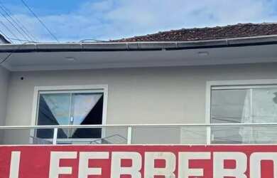 Imagem: O apartamento possui 2 Dormitórios, 1 Banheiro, 70m² de Área