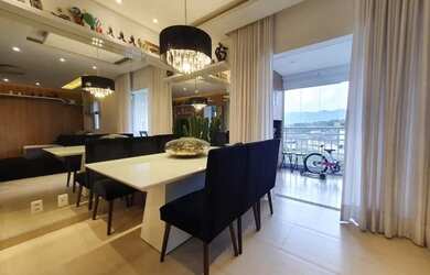 Imagem: O apartamento possui 2 Dormitórios, 1 Banheiro, 2 Vagas na