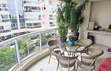 Imagem 11: Ilha Pura Viure 2Q com porteira fechada com vista parque