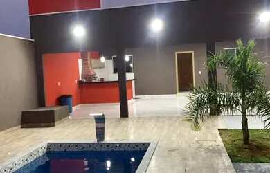 Imagem: A casa possui 2 Dormitórios, 3 Banheiros, 5 Vagas na garagem